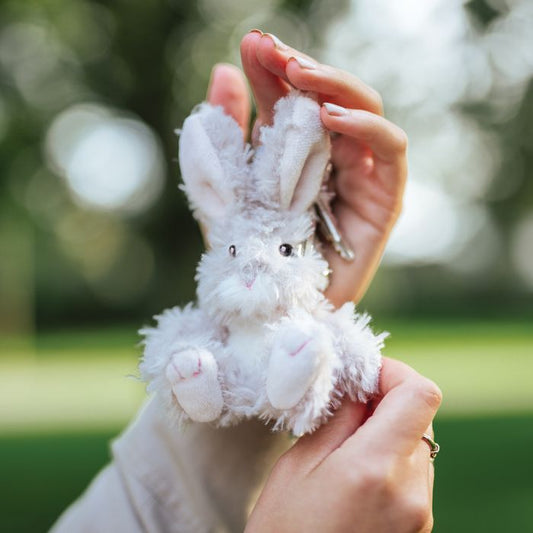 WRENDALE ROWAN' HARE PLUSH CHARACTER KEYRING