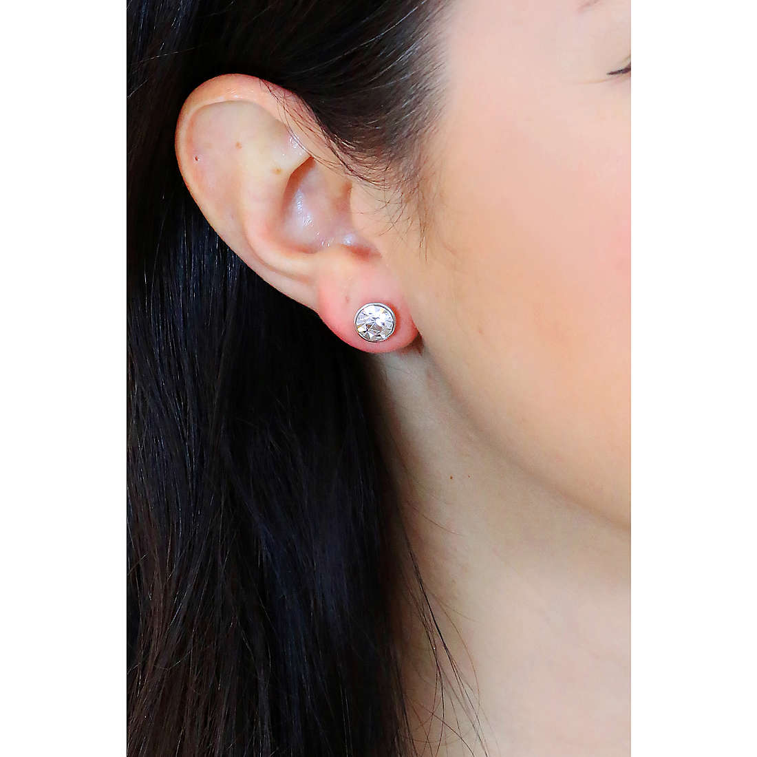 GUESS LADIES STUDS